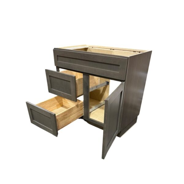 Shaker Mystic cabinet without countertop