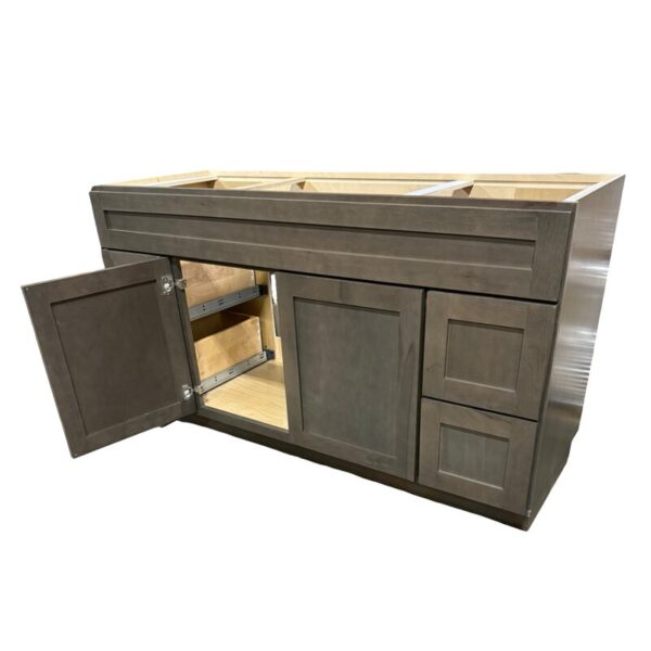 Shaker Mystic cabinet without countertop