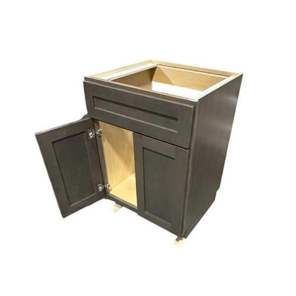 Shaker Mystic cabinet without countertop