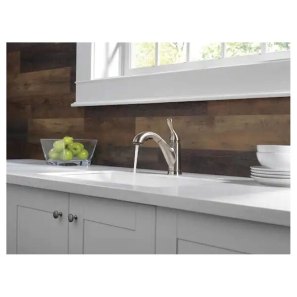 Delta Grant Stainless Pull Out Kitchen Faucet detail